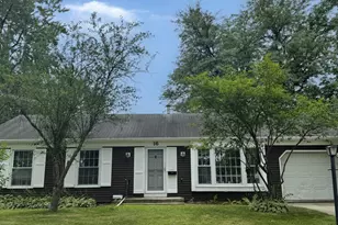16 Somerset Rd, Montgomery, IL 60538 - Photo 1