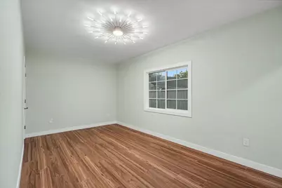 1303 S Western Avenue, Champaign, IL 61821 - Photo 32