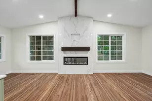 1303 S Western Ave, Champaign, IL 61821 - Photo 14