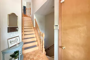 522 Bradbury Ln, Geneva, IL 60134 - Photo 4