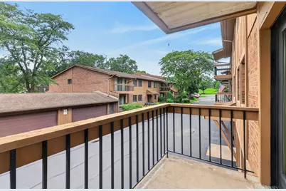8090 Garfield Avenue #3-2, Burr Ridge, IL 60527 - Photo 18