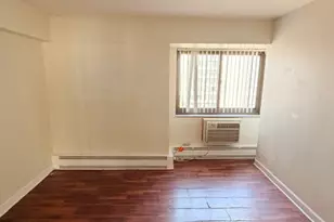 7337 S South Shore Dr, Chicago, IL 60649 - Photo 12