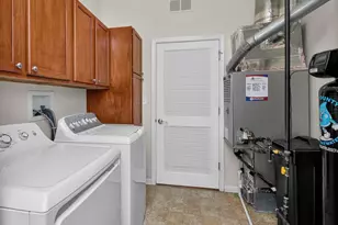 8218 Tremont Ln, Joliet, IL 60431 - Photo 10