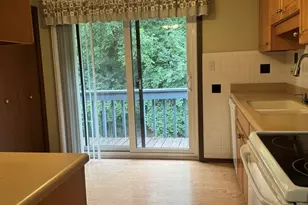 1857 Portsmouth Dr, Lisle, IL 60532 - Photo 4