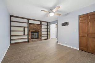 702 N Pinecrest Rd, Bolingbrook, IL 60440 - Photo 14