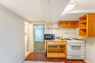 5510 W Barry Ave, Chicago, IL 60641 - Photo 6