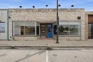 5005 W 95th St, Oak Lawn, IL 60453 - Photo 1