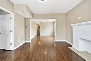 8041 S Laflin St, Chicago, IL 60620 - Photo 6