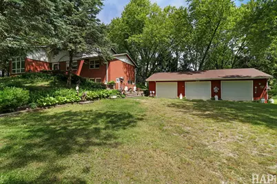 11012 Lucas Road, Woodstock, IL 60098 - Photo 2