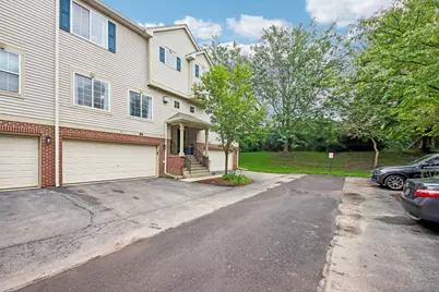 49 Monarch Drive, Streamwood, IL 60107 - Photo 2