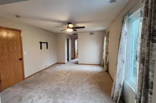 1523 Schumacher Dr W, Bolingbrook, IL 60490 - Photo 8