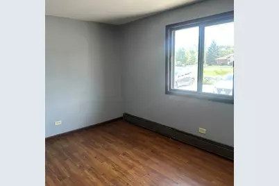 14833 Kilpatrick Avenue #1E, Midlothian, IL 60445 - Photo 8