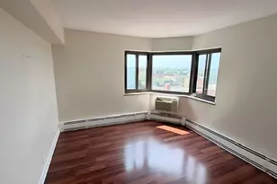 7337 S South Shore Dr, Chicago, IL 60649 - Photo 18