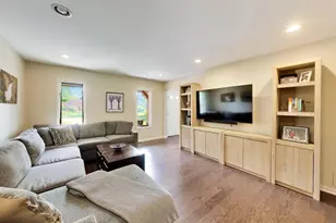 802 Wilmot Rd, Deerfield, IL 60015 - Photo 6