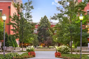 400 N Clinton St, Chicago, IL 60654 - Photo 36