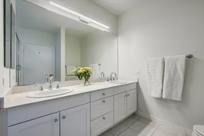 400 N Clinton Street #601, Chicago, IL 60654 - Photo 16