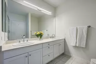 400 N Clinton St, Chicago, IL 60654 - Photo 16
