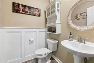 8418 White Oaks Ct, Wonder Lake, IL 60097 - Photo 8