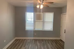 8329 S Buffalo Ave, Chicago, IL 60617 - Photo 10