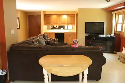 425 S Arlington Heights Road, Elk Grove Village, IL 60007 - Photo 10