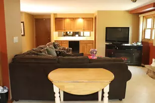 425 S Arlington Heights Rd, Elk Grove Village, IL 60007 - Photo 10