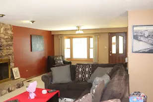 425 S Arlington Heights Rd, Elk Grove Village, IL 60007 - Photo 12