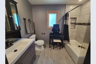 425 S Arlington Heights Road, Elk Grove Village, IL 60007 - Photo 18