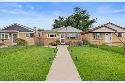 7736 Lotus Avenue, Burbank, IL 60459 - Photo 1