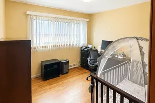 116 N May St, Addison, IL 60101 - Photo 8