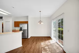 21460 Mays Lake Ct, Crest Hill, IL 60403 - Photo 12