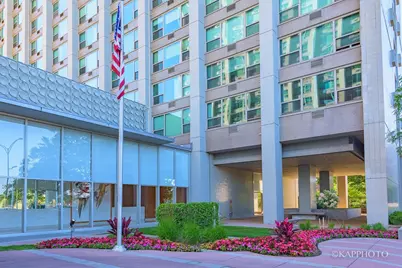 3600 N Lake Shore Drive #1216, Chicago, IL 60613 - Photo 4