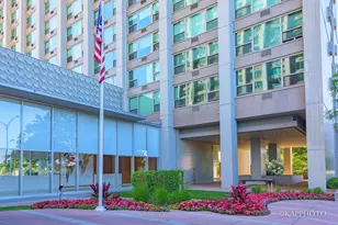 3600 N Lake Shore Dr, Chicago, IL 60613 - Photo 4