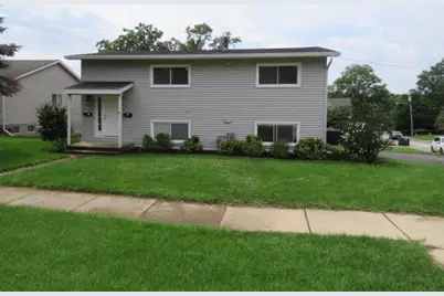 551 N Washington Avenue #A, Batavia, IL 60510 - Photo 2