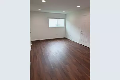 551 N Washington Avenue #A, Batavia, IL 60510 - Photo 6