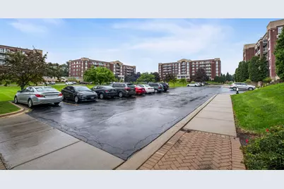 7081 W Touhy Avenue #607, Niles, IL 60714 - Photo 14
