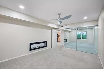 7081 W Touhy Avenue #607, Niles, IL 60714 - Photo 8