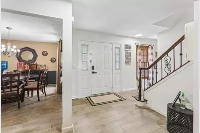 1213 Johnson Drive, Naperville, IL 60540 - Photo 4
