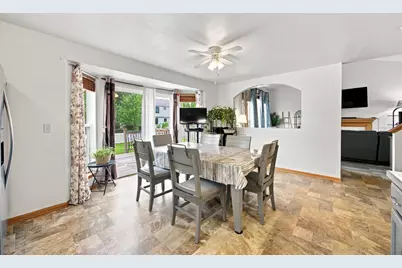 5712 Arbor Falls Court, Plainfield, IL 60586 - Photo 8