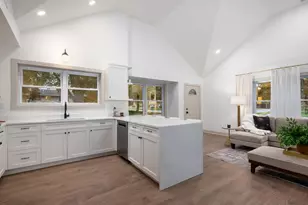 10059 S Spaulding Ave, Evergreen Park, IL 60805 - Photo 10
