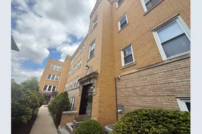 4856 W Warner Avenue #2N, Chicago, IL 60641 - Photo 2