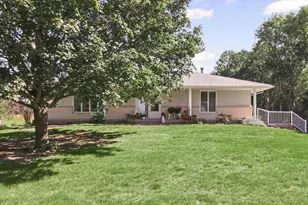 1101 Stockholm Rd, Paxton, IL 60957 - Photo 6