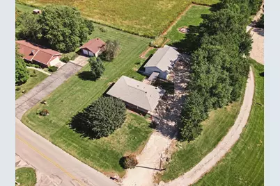 1101 Stockholm Road, Paxton, IL 60957 - Photo 4