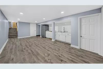 8152 Knox Avenue, Skokie, IL 60076 - Photo 26