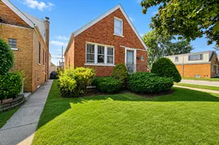5700 S Meade Ave, Chicago, IL 60638 - Photo 2