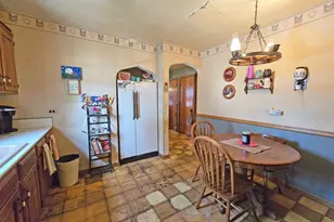 5700 S Meade Ave, Chicago, IL 60638 - Photo 12