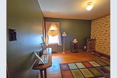 5700 S Meade Avenue, Chicago, IL 60638 - Photo 10