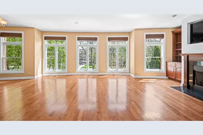 [Address not provided], Glenview, IL 60026 - Photo 6
