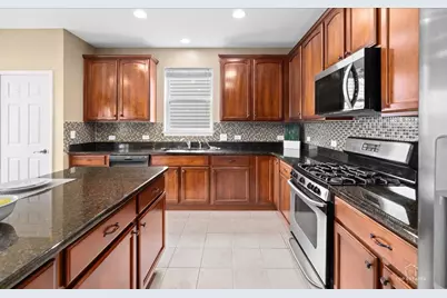 3051 Bridgeham Street, Elgin, IL 60124 - Photo 12