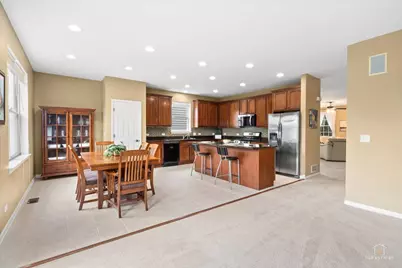 3051 Bridgeham Street, Elgin, IL 60124 - Photo 8