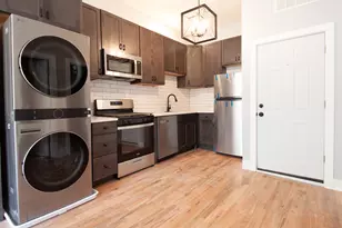 1742 N California Ave, Chicago, IL 60647 - Photo 2